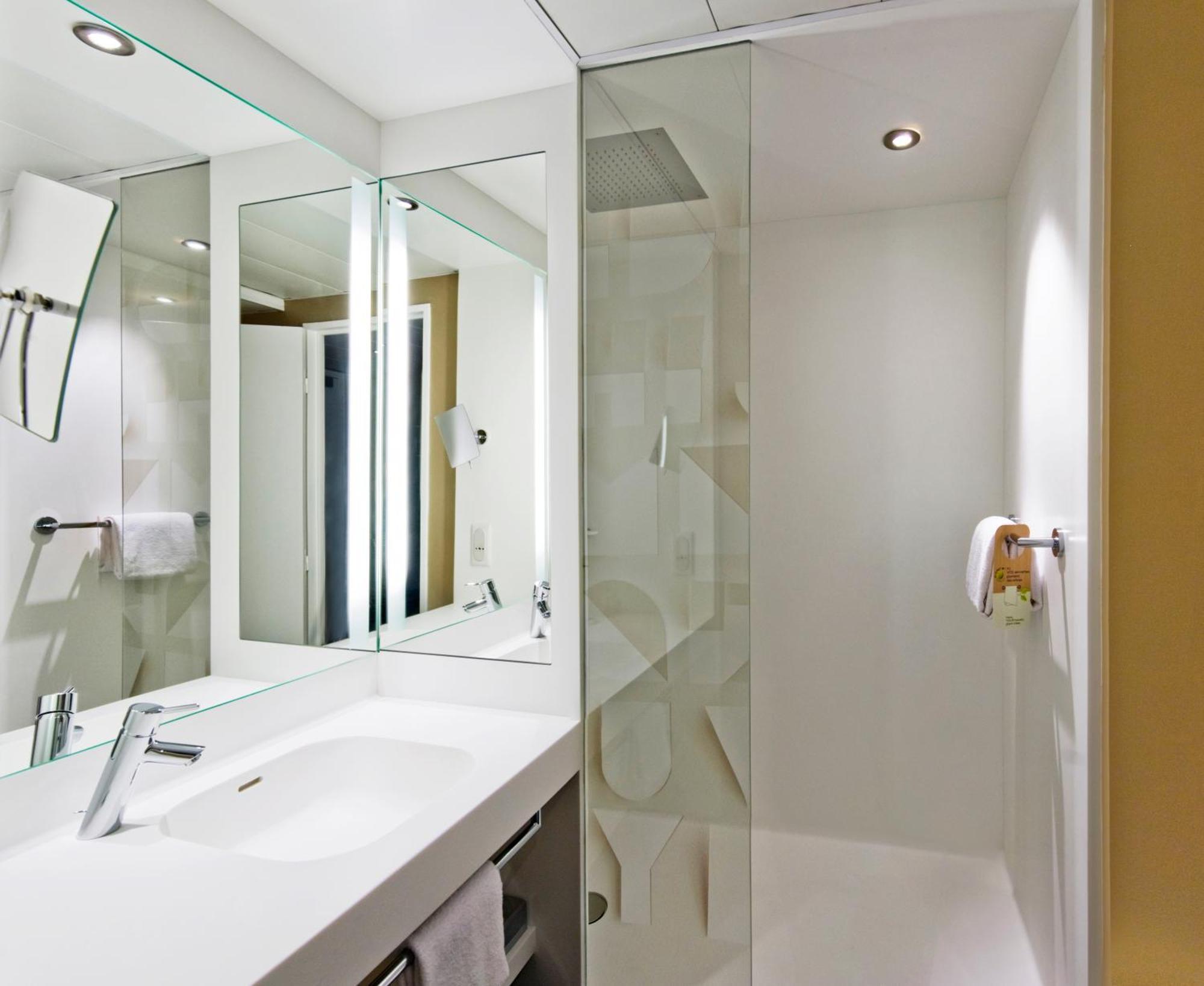 Superior Suite with One King Bed and convert ible Sofa,1624315744:JPEG